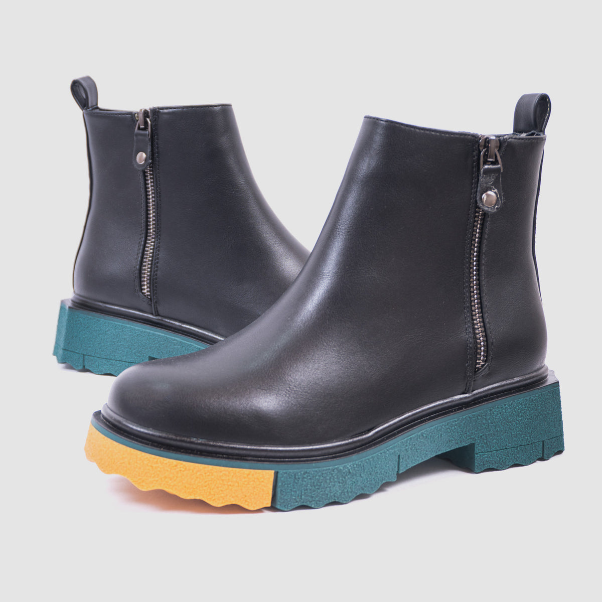 Bota Negra Suela Verde