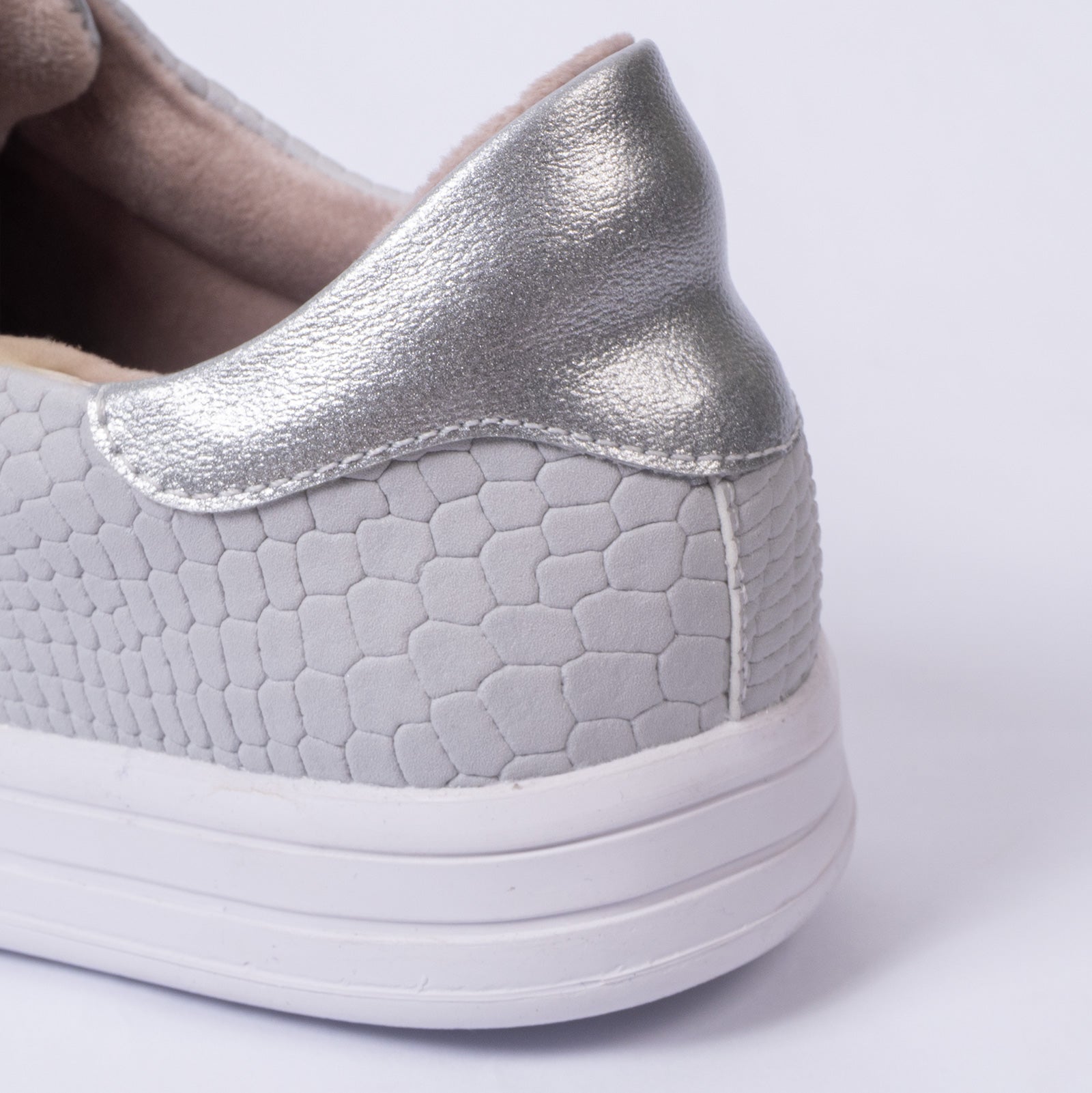 Tenis Larimar Gris