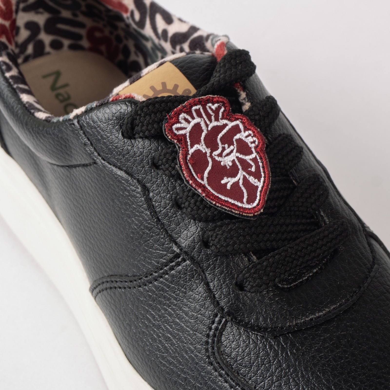 Tenis Con Amor Negro